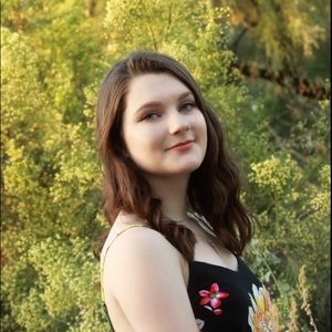 Meet your Posher, Abby